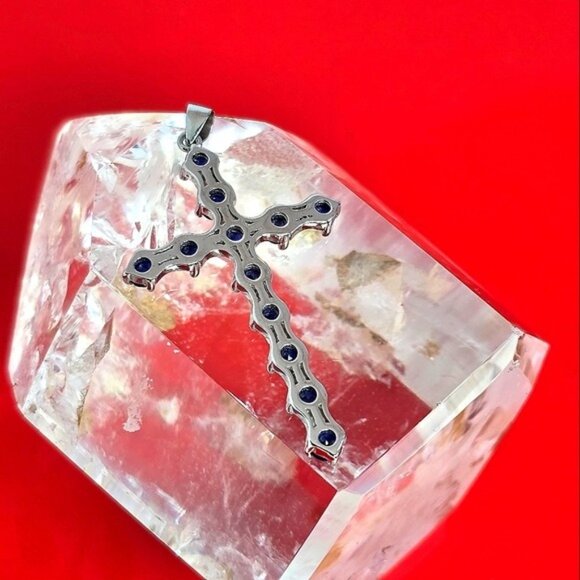 925 Sterling Silver Pendant Cross 2.5x4cm with Natural Sapphire Gem - Picture 7 of 7